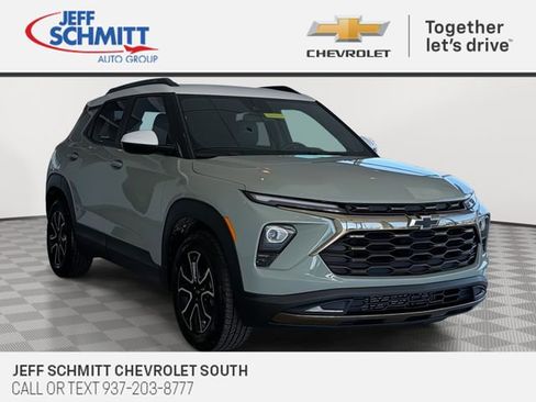 Certified 2025 Chevrolet TrailBlazer ACTIV w/ Driver Confidence Package FWD image 1