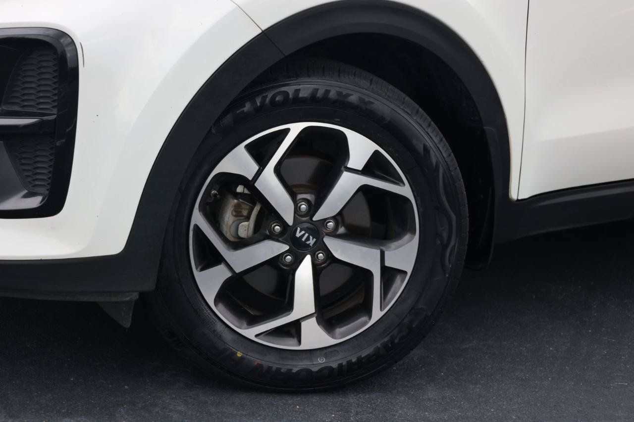 Used 2020 Kia Sportage LX FWD image 21