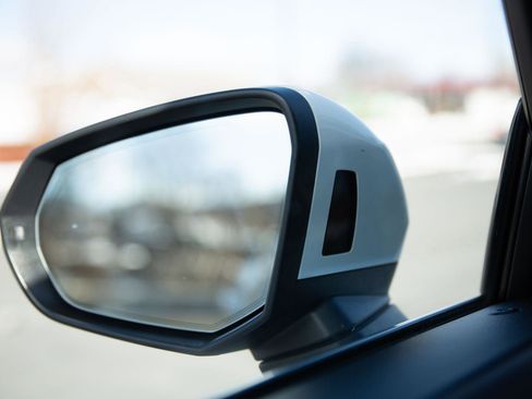 Used 2022 Audi Q3 2.0T Premium Plus w/ Premium Plus Package image 2