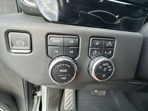 Used 2023 GMC Sierra 1500 SLT w/ SLT Premium Plus Package AWD/4WD image 27