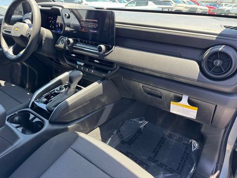 New 2026 Chevrolet Colorado W/T AWD/4WD image 7