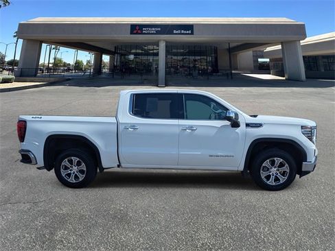 Used 2024 GMC Sierra 1500 SLT image 7