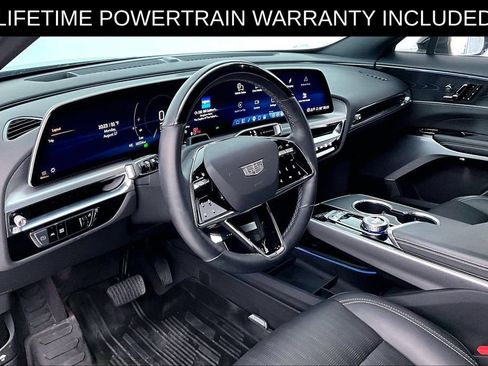 Used 2025 Cadillac Lyriq Luxury w/ LPO, Floor Liner Package AWD/4WD image 16