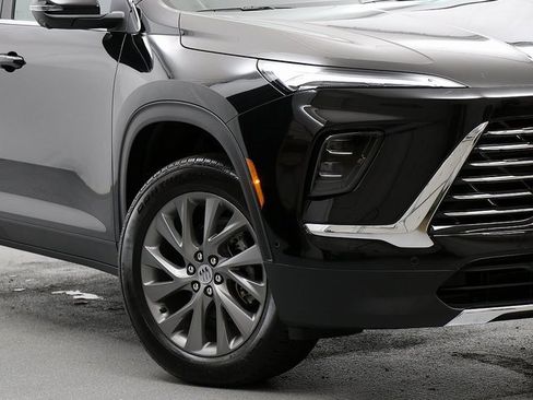 New 2026 Buick Enclave Preferred w/ Super Cruise Package image 3