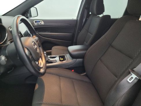 Used 2022 Jeep Grand Cherokee Laredo E w/ Security & Convenience Group image 17