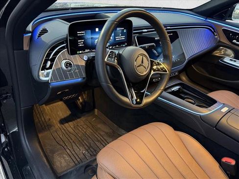 Used 2024 Mercedes-Benz E 450 4MATIC Sedan image 10