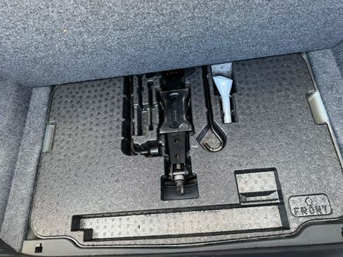 Used 2019 Honda Accord Sport image 12