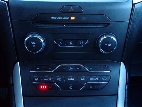 Used 2016 Ford Edge SEL w/ Equipment Group 201A image 17