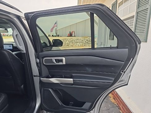 Used 2023 Ford Explorer XLT w/ Equipment Group 202A image 22