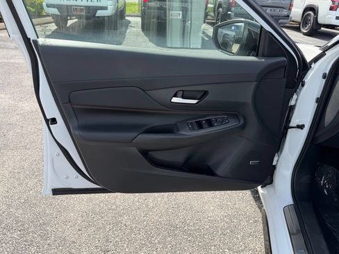 New 2026 Nissan Sentra SR w/ SR Premium Package FWD image 12