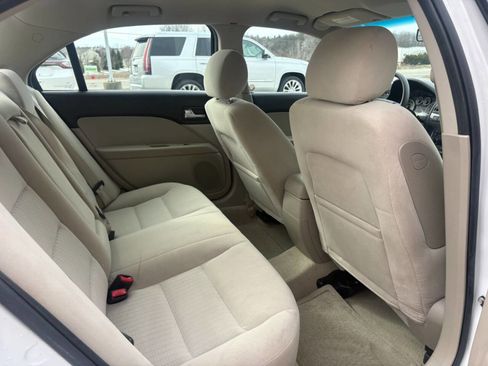 Used 2007 Ford Fusion SE image 23