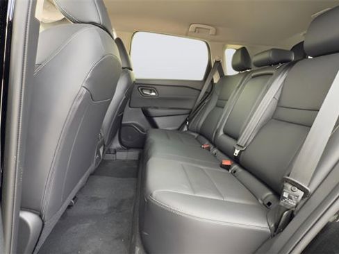 Certified 2025 Nissan Rogue SL image 20