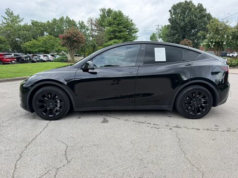 Used 2021 Tesla Model Y Long Range AWD/4WD image 8
