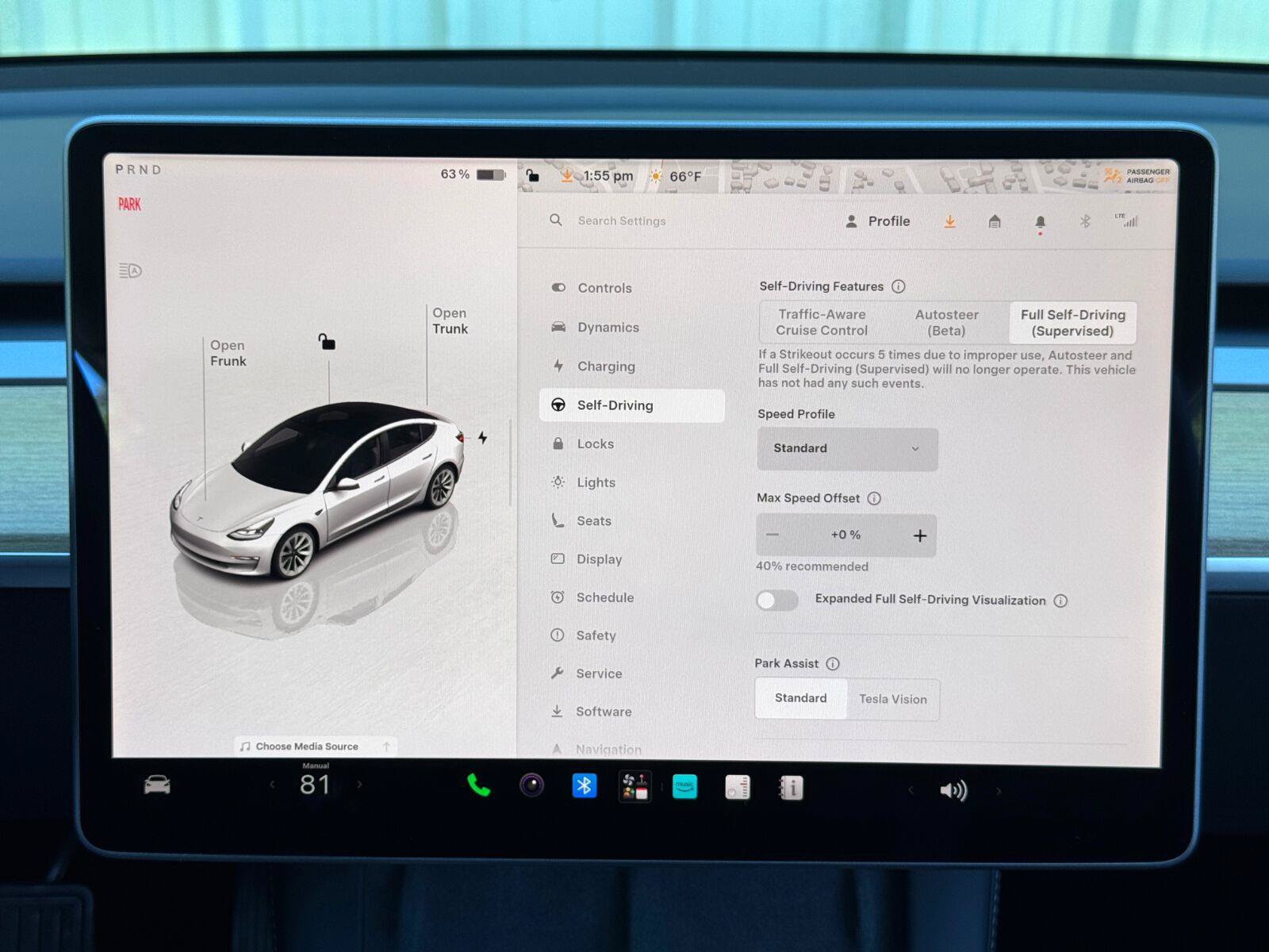 Used 2022 Tesla Model 3 Long Range AWD/4WD image 24