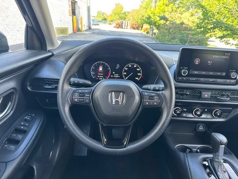 Certified 2024 Honda HR-V LX image 19