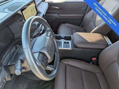 Used 2024 Toyota Land Cruiser image 2