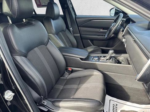 Used 2024 MAZDA CX-50 AWD 2.5 S w/ Preferred Package image 22