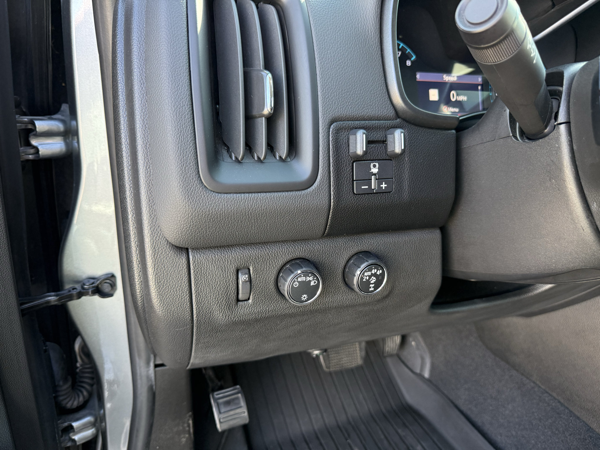 Used 2021 Chevrolet Colorado ZR2 AWD/4WD image 18