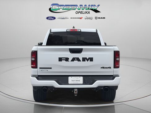 Used 2025 RAM 1500 Big Horn AWD/4WD image 5