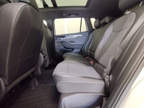 New 2026 Volkswagen Tiguan SE R-Line AWD/4WD image 36