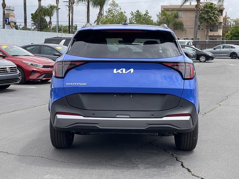New 2026 Kia Sportage EX w/ EX Panorama Roof Package FWD image 5