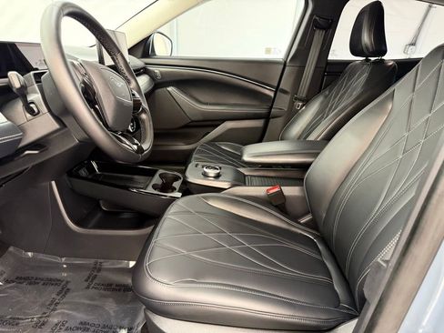 Certified 2023 Ford Mustang Mach-E Select image 12