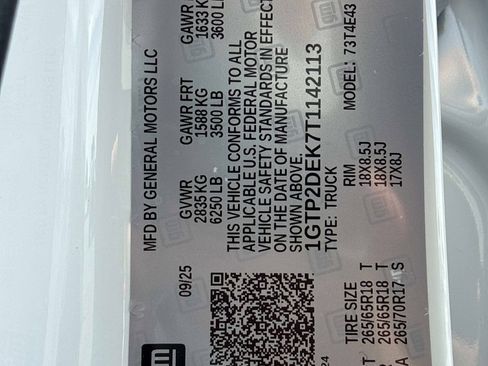 Used 2026 GMC Canyon AT4 AWD/4WD image 34