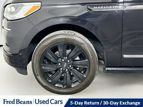 Certified 2022 Lincoln Navigator L Reserve image 36