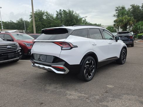 Certified 2024 Kia Sportage SX FWD image 8