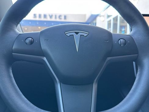 Used 2023 Tesla Model 3 Standard Range RWD image 22