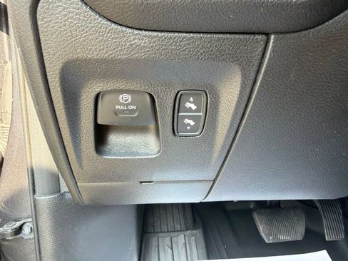 Used 2025 RAM 1500 Rebel w/ Rebel Level 1 Equipment Group AWD/4WD image 19