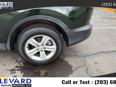 Used 2013 Toyota RAV4 XLE AWD/4WD image 10