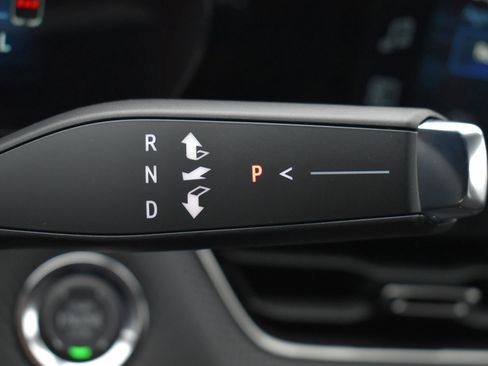 New 2026 Chevrolet Equinox RS w/ LPO, Floor Liner Package image 24