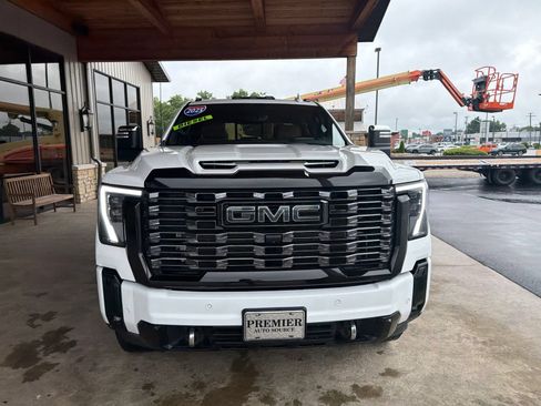 Used 2025 GMC Sierra 2500 Denali Ultimate AWD/4WD image 23