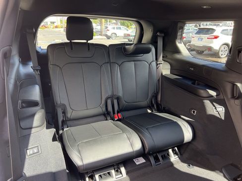 New 2025 Jeep Grand Cherokee L Overland w/ Trailer Tow Package image 27