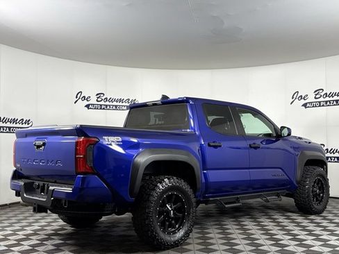 Used 2025 Toyota Tacoma TRD Off-Road image 8