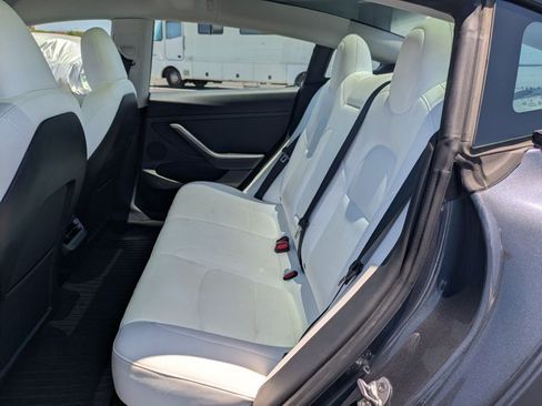 Used 2023 Tesla Model 3 Standard Range RWD image 19