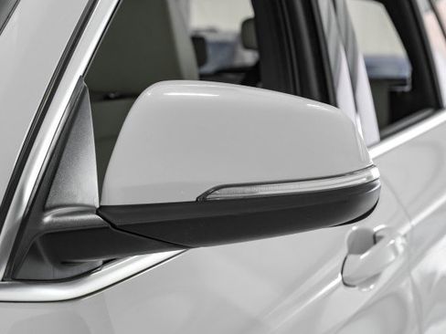 Used 2022 BMW X1 xDrive28i w/ Premium Package image 37