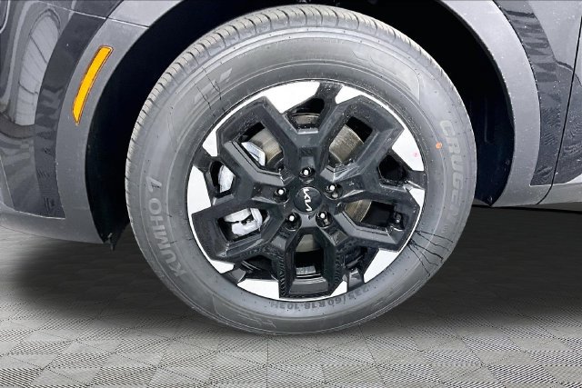 Certified 2026 Kia Sorento S FWD image 14