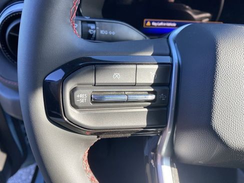 New 2025 Chevrolet Colorado Z71 image 31