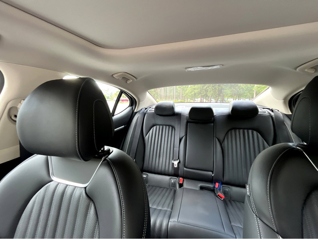 Used 2026 Genesis G70 2.5T RWD image 13
