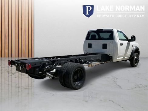 New 2024 RAM 5500 Tradesman image 8