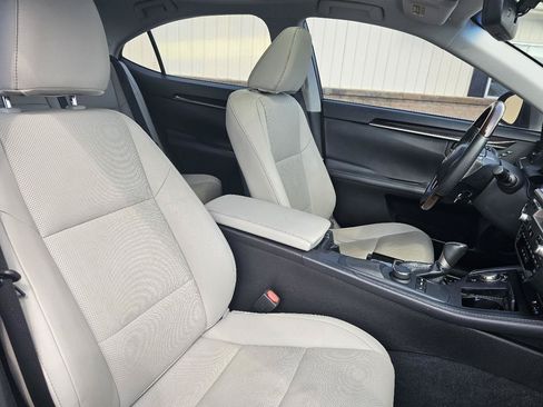 Used 2018 Lexus ES 350 w/ Premier Package FWD image 24