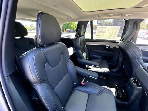 New 2026 Volvo XC90 T8 Ultra w/ Protection Package AWD/4WD image 27