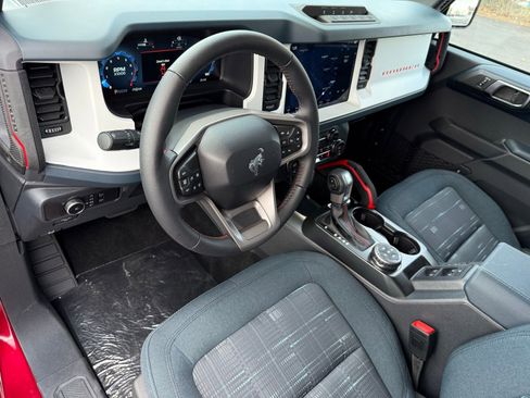 New 2026 Ford Bronco Heritage Edition image 14