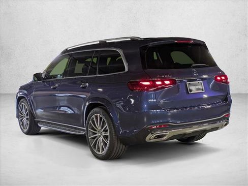 New 2026 Mercedes-Benz GLS 580 4MATIC image 9