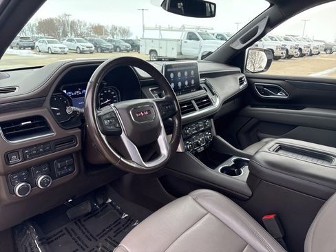 Used 2021 GMC Yukon SLT w/ SLT Luxury Plus Package image 13