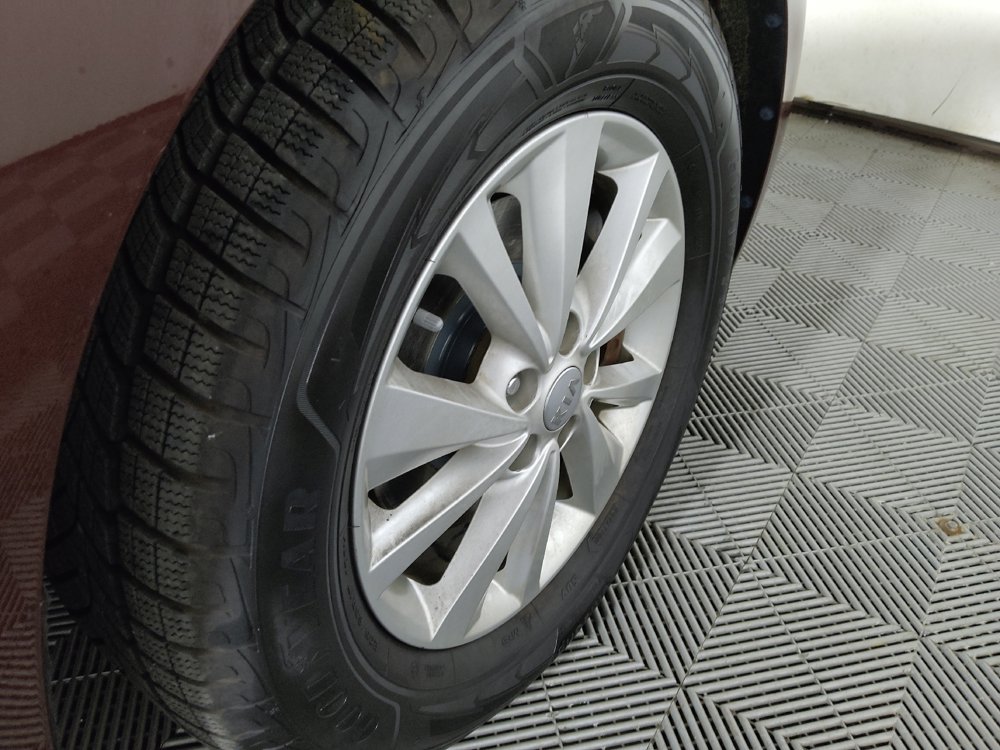 Used 2017 Kia Sedona LX FWD image 31
