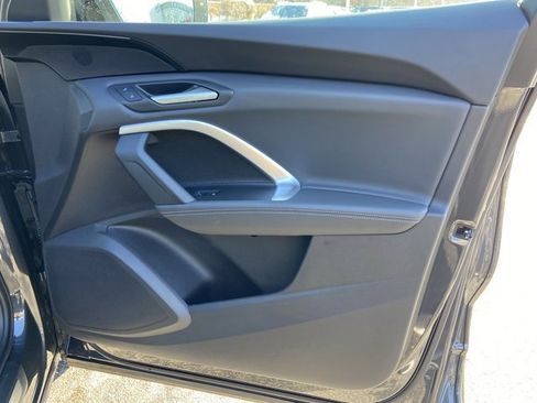 Used 2025 Audi Q5 Premium w/ Convenience Package image 25