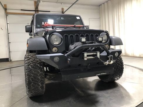 Used 2014 Jeep Wrangler Unlimited Sport w/ Power Convenience Group image 2